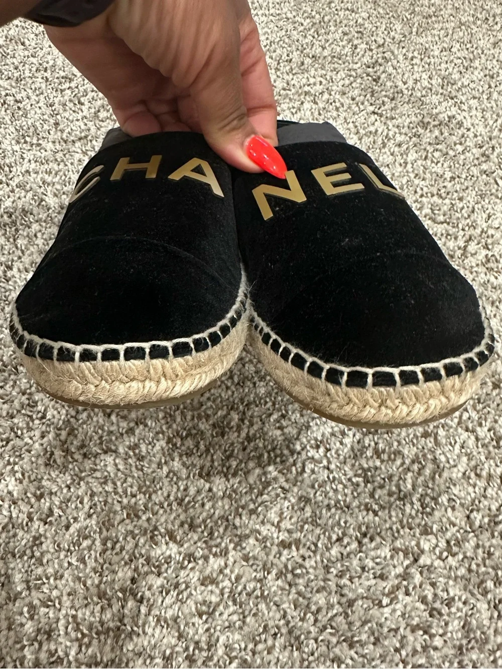 CHANEL espadrilles black
